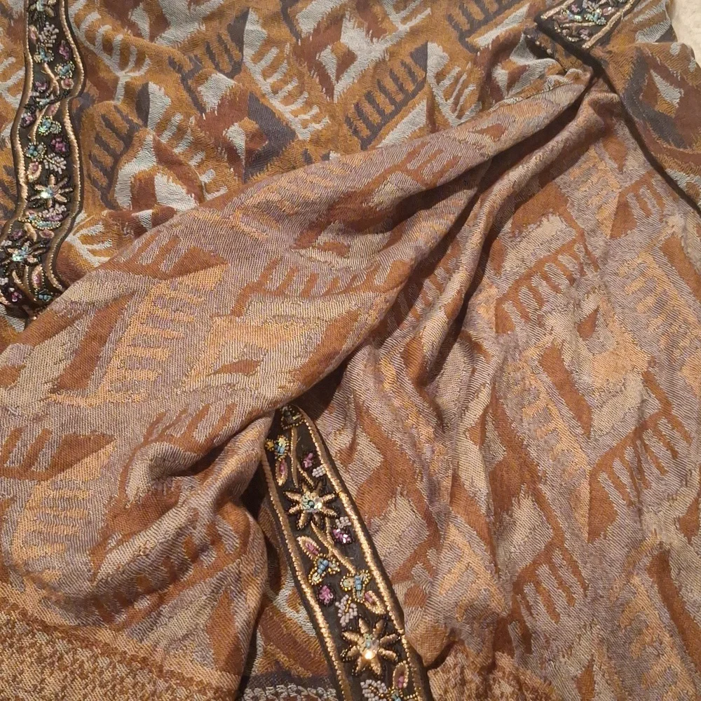 Soft Surroundings Asmara Embellished Topper wrap One size - Picture 6 of 7